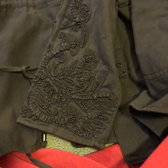 Jacket - Picture 3 of 4